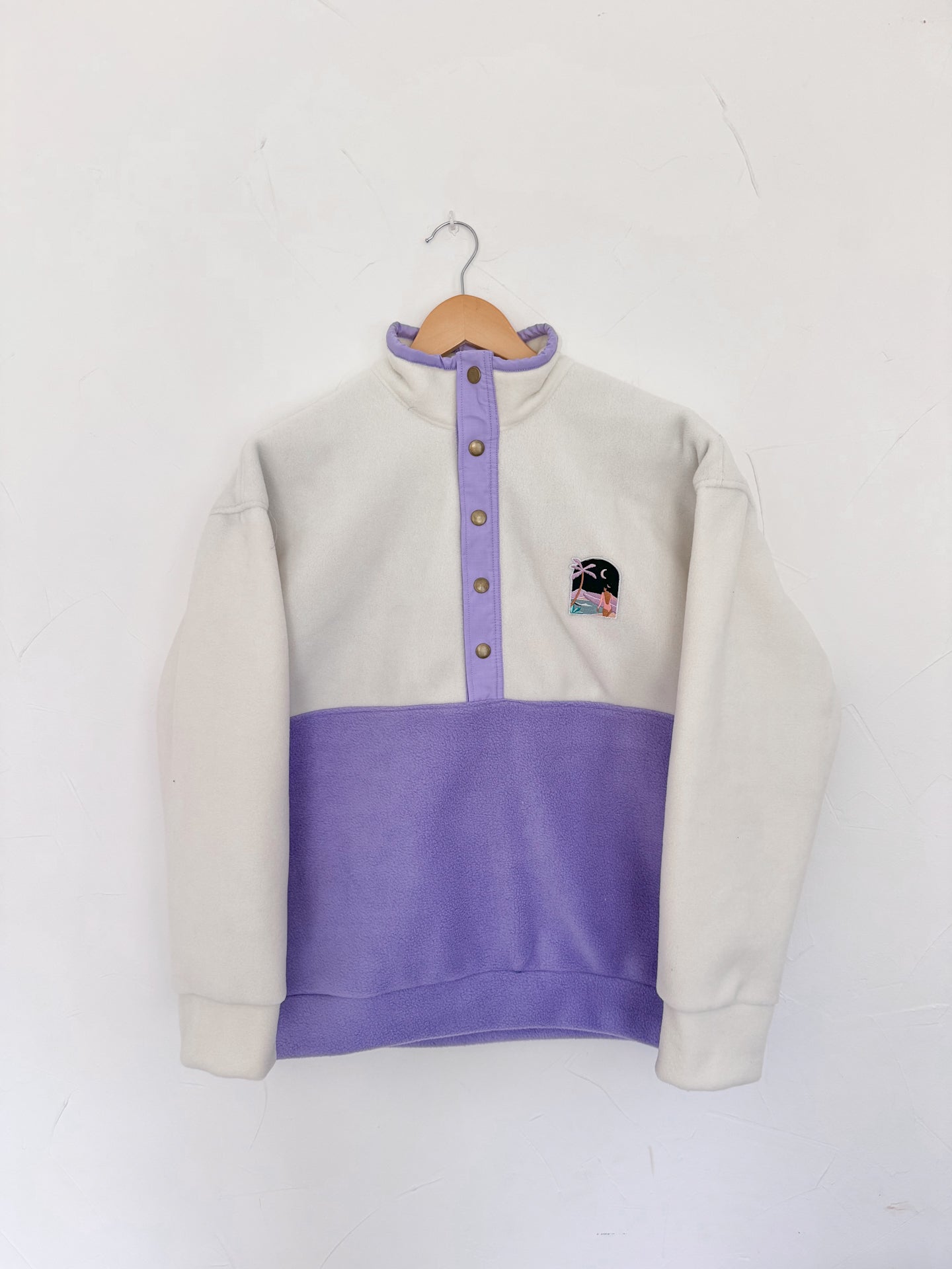 Veste écru et lila