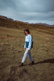 Veste polaire bleu ciel, vert essence et lila