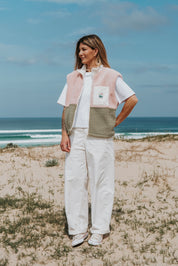 Veste sherpa sans manches rose pâle & kaki clair