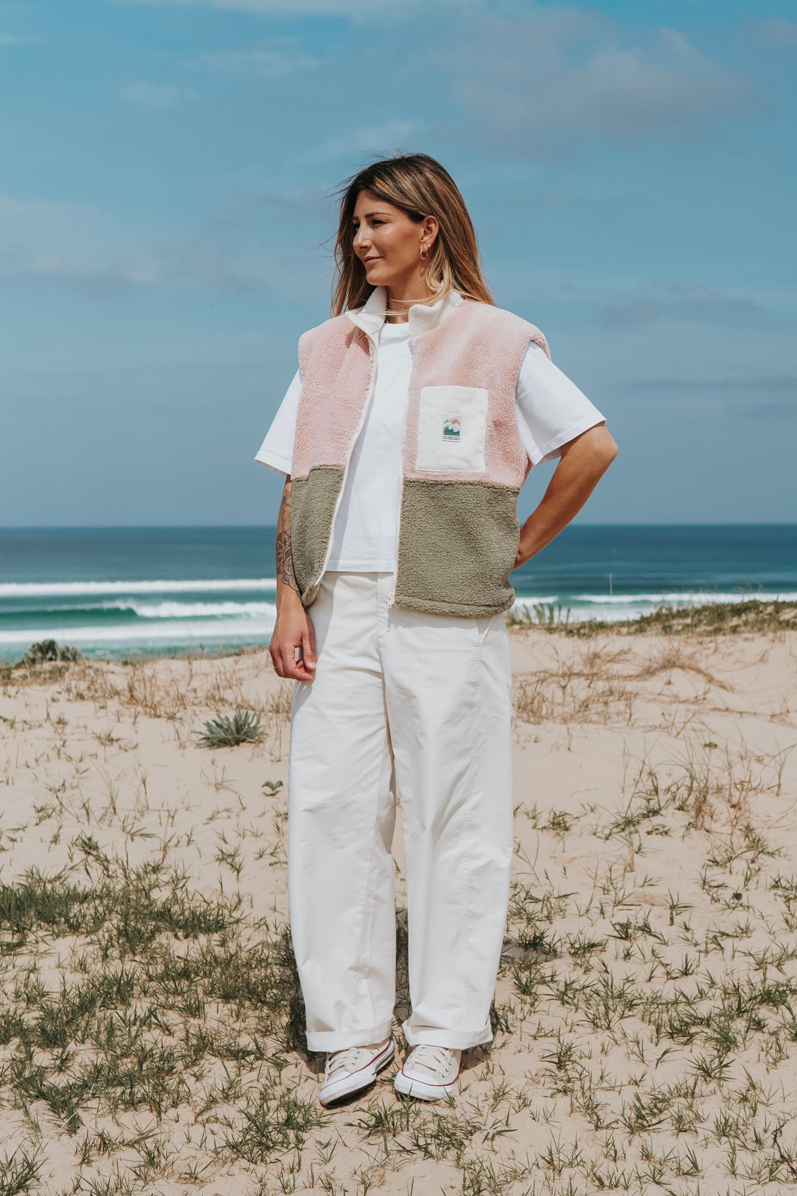 Veste sherpa sans manches rose pâle & kaki clair