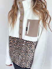 Polaire fluffly écru et léopard marron - Édition limitée.