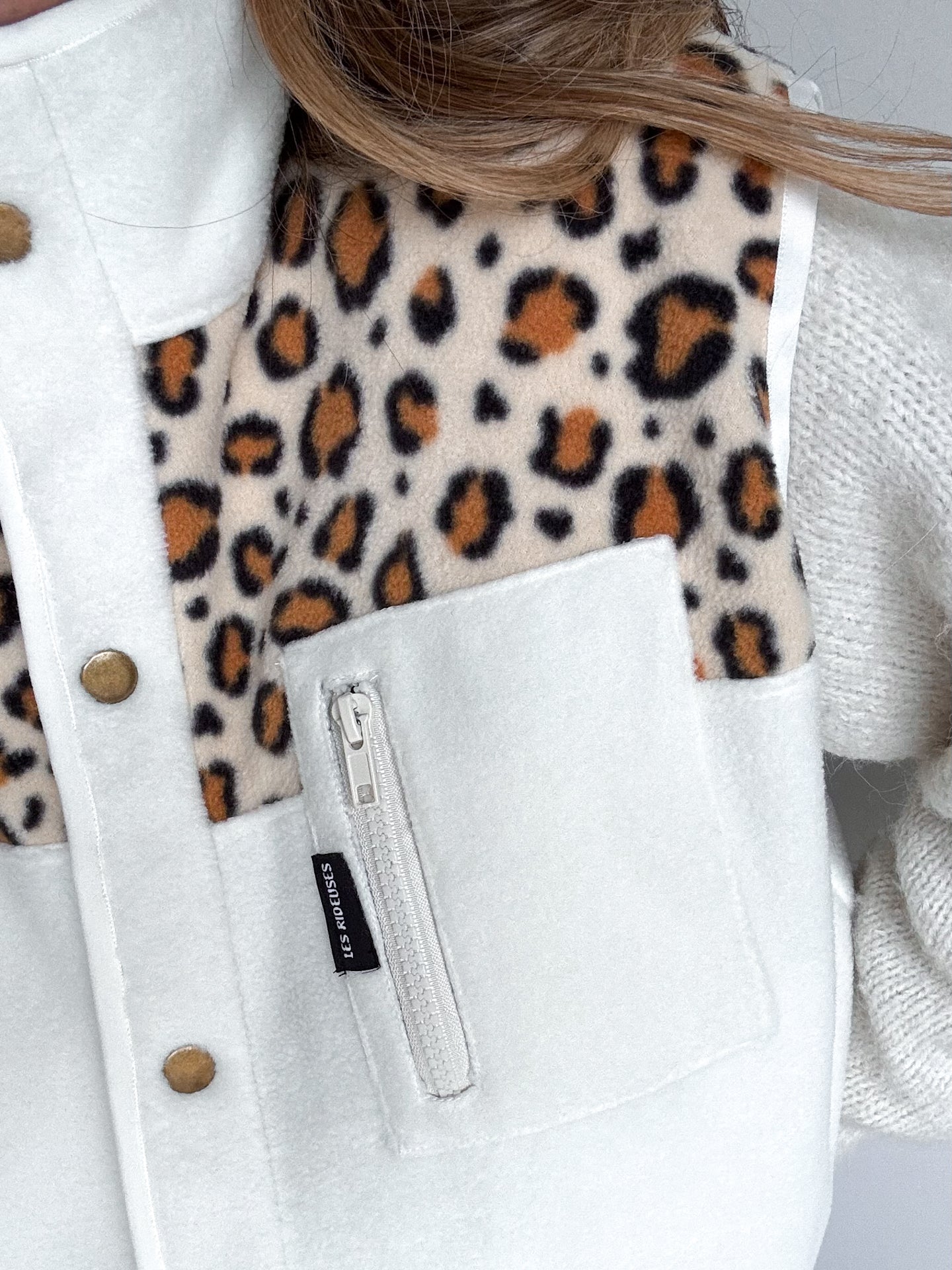 Polaire longue sans manche Léopard marron et écru