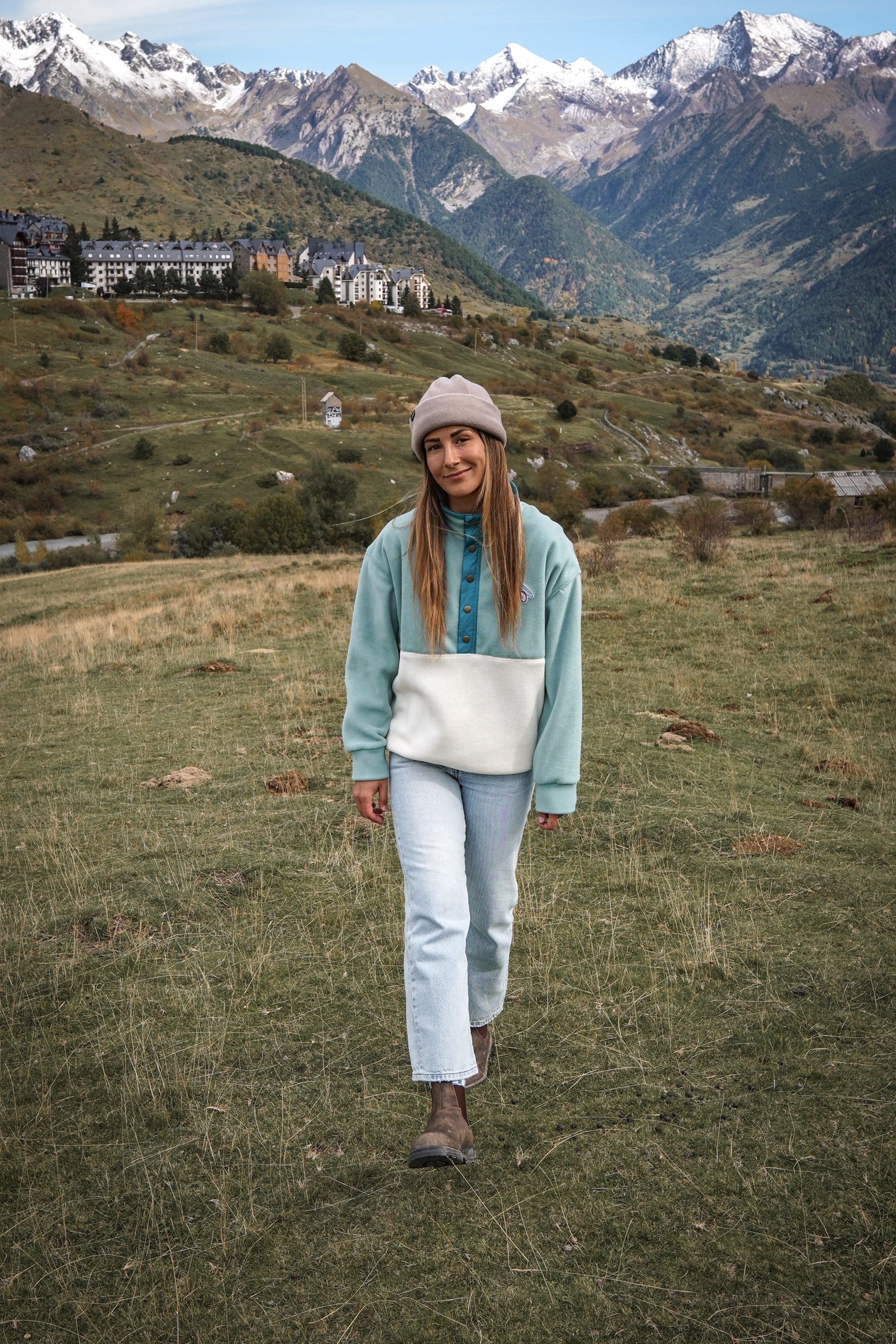 Veste polaire vert sauge & écru / précommande- délais: 3 semaines de fabrication