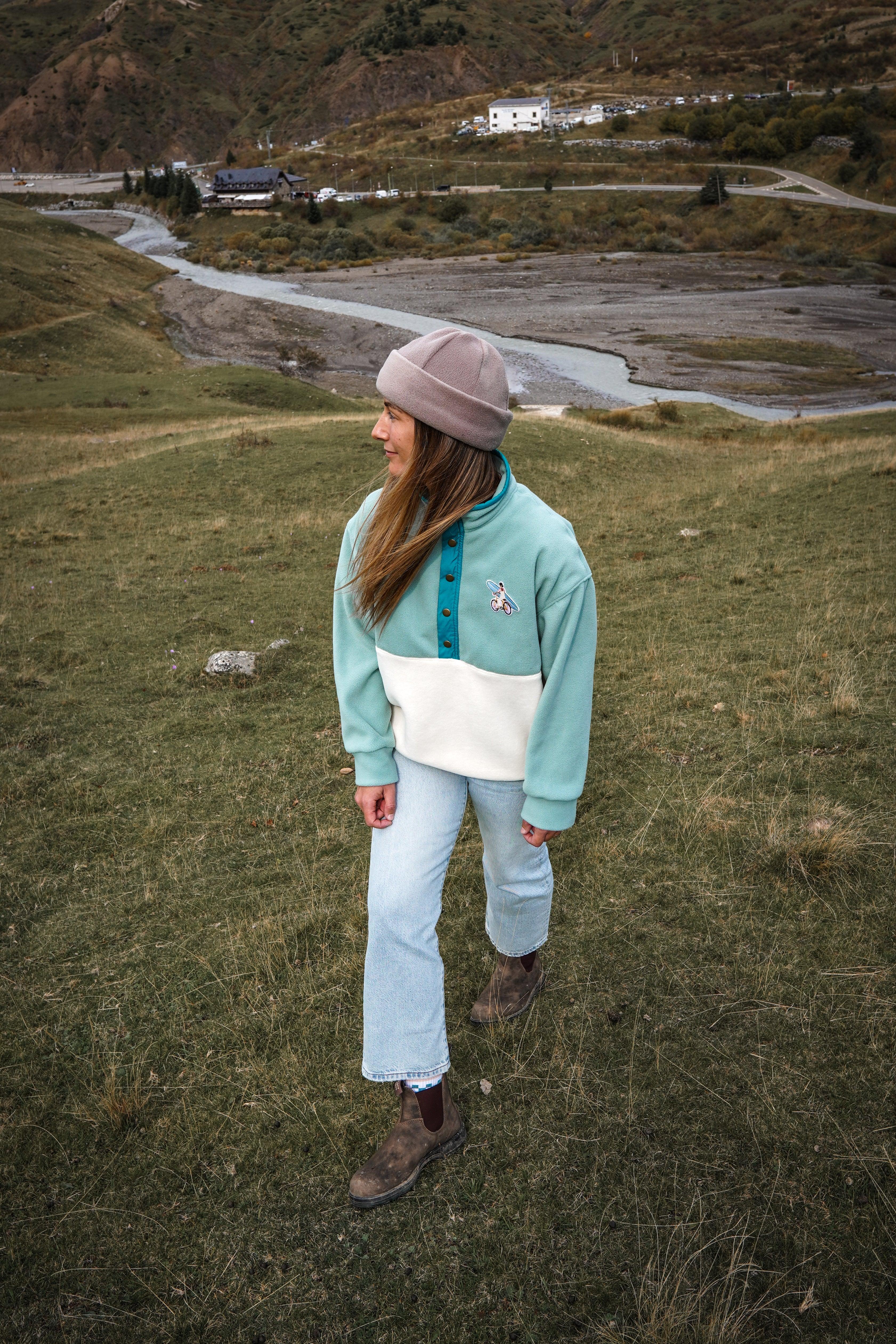 Veste polaire vert sauge & écru / précommande- délais: 3 semaines de fabrication