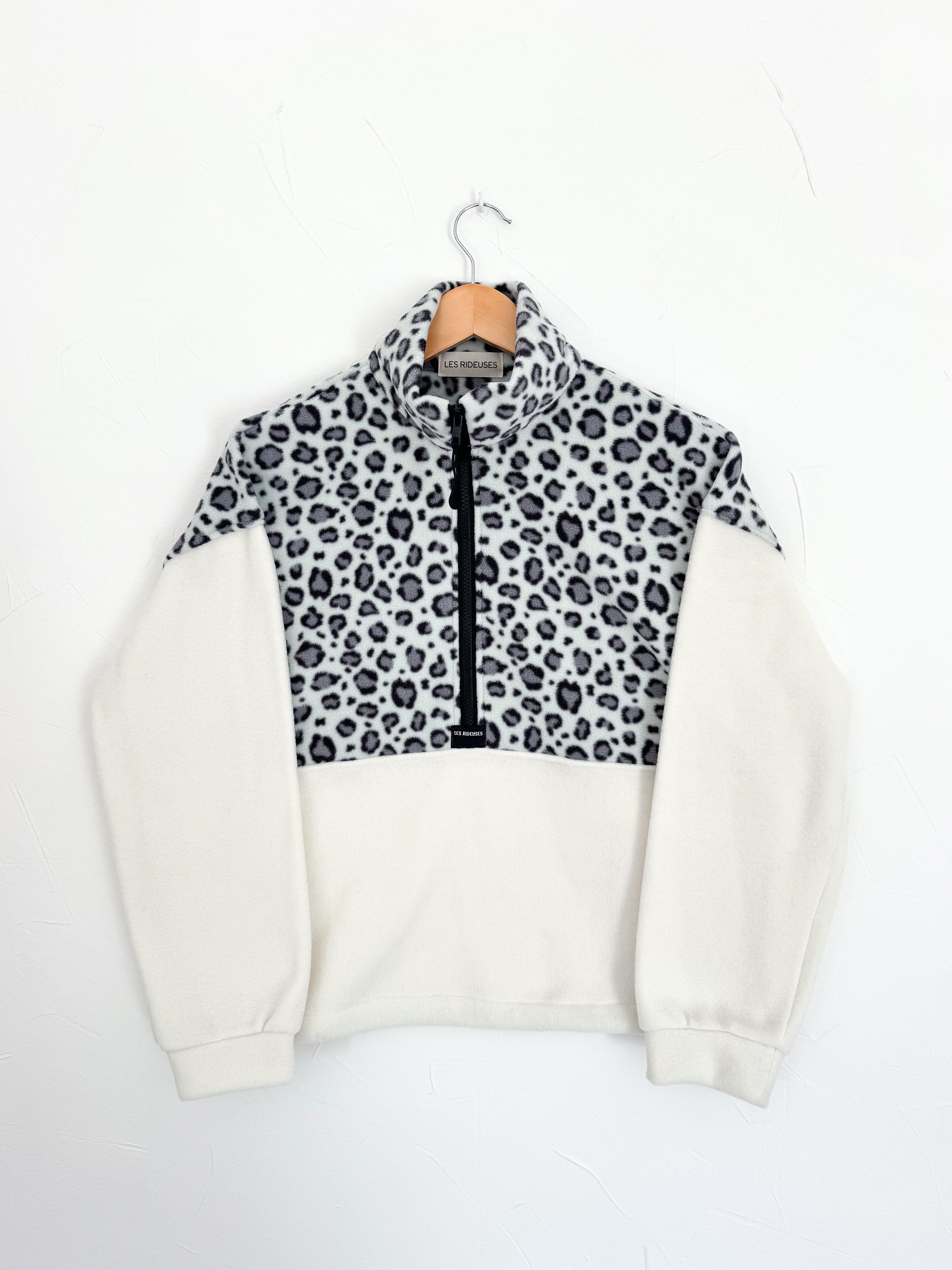 Pull polaire Léopard gris et écru