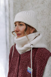 Capuche thermique doublée avec cache-cou intégré écru