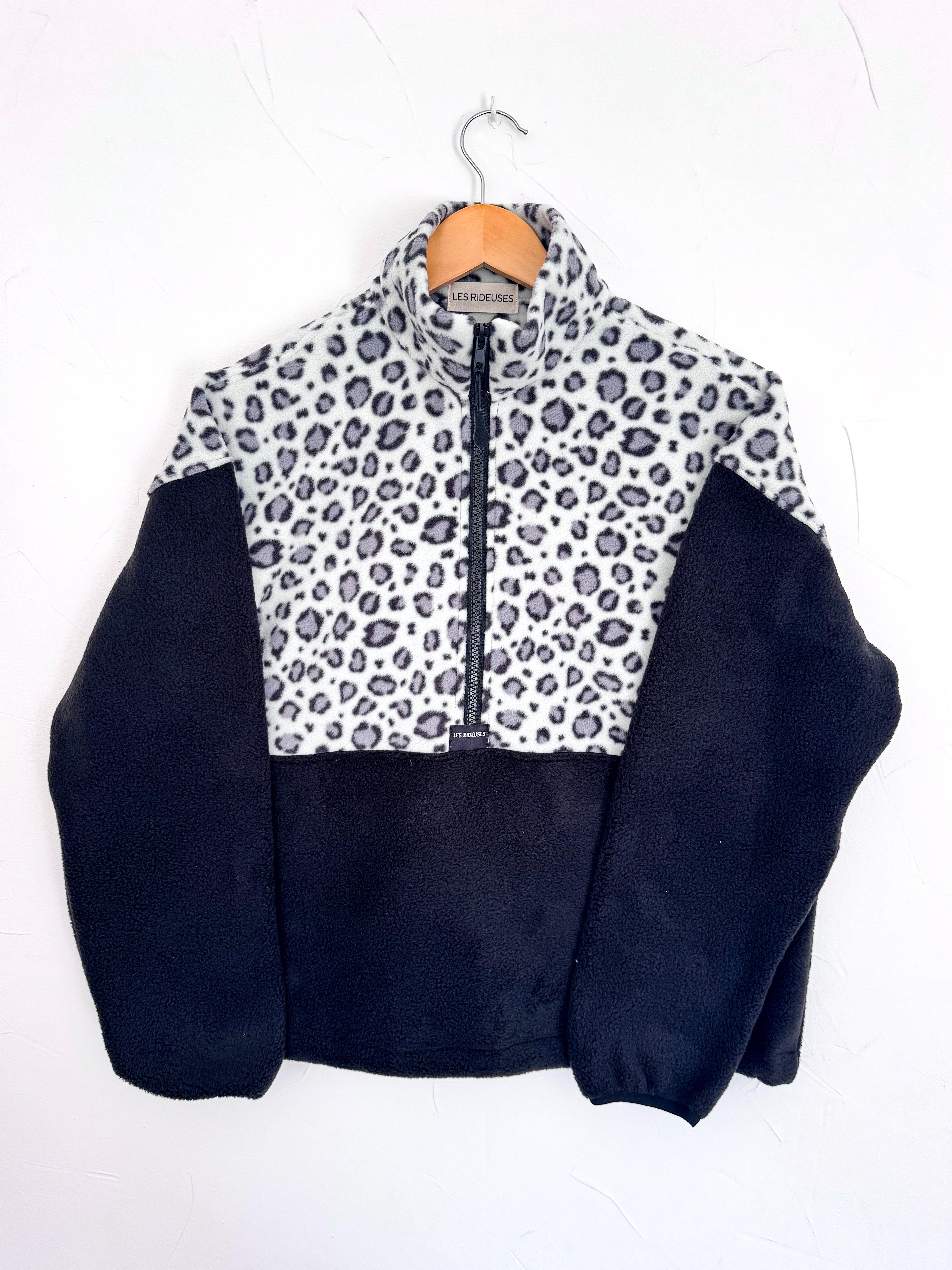 Pull polaire Léopard gris et noir