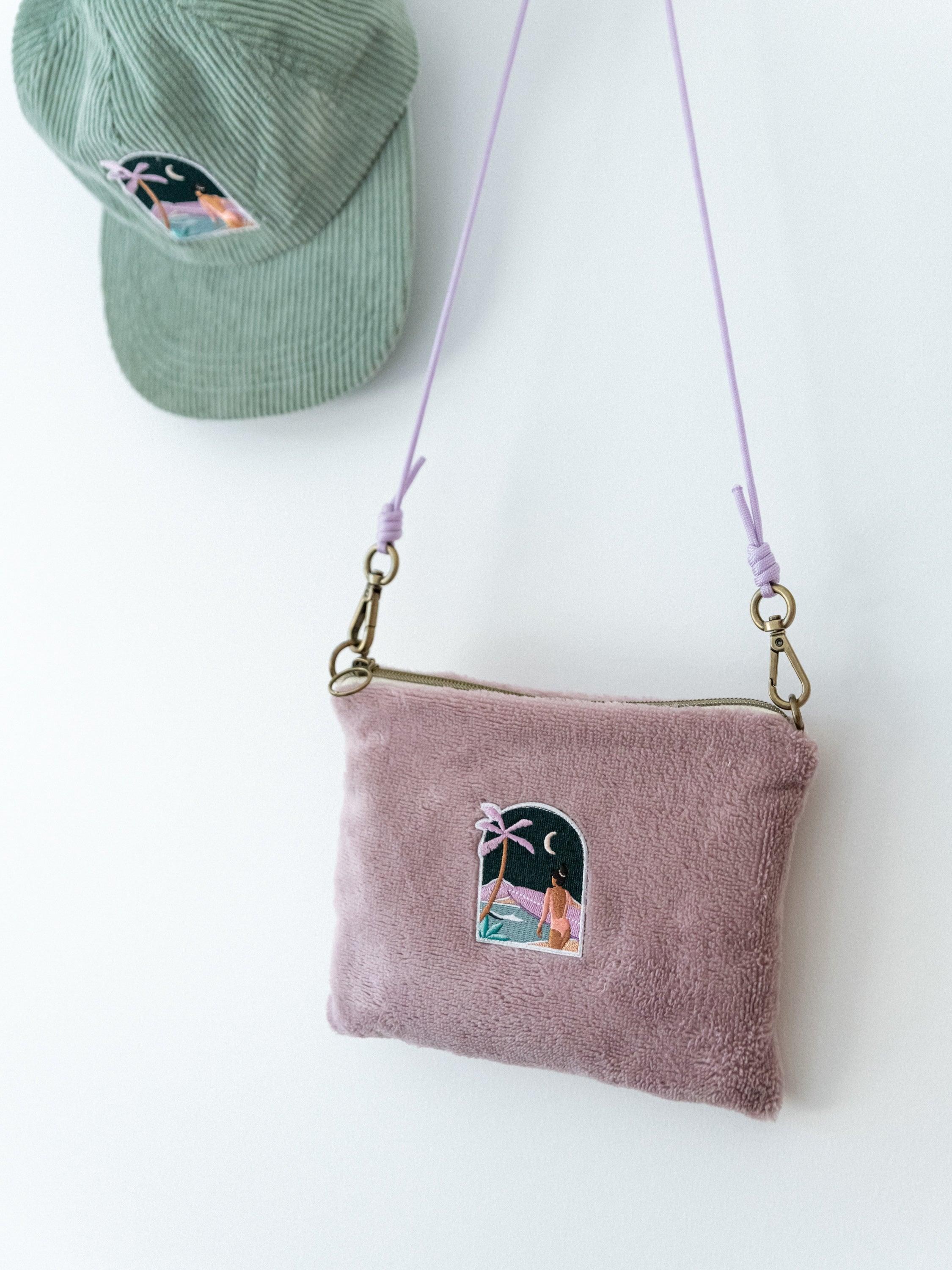 Pochette sacoche en éponge lila avec corde amovible