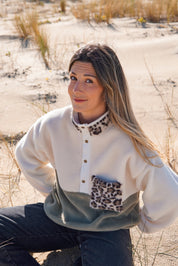 Veste polaire sherpa écru/olive et léo