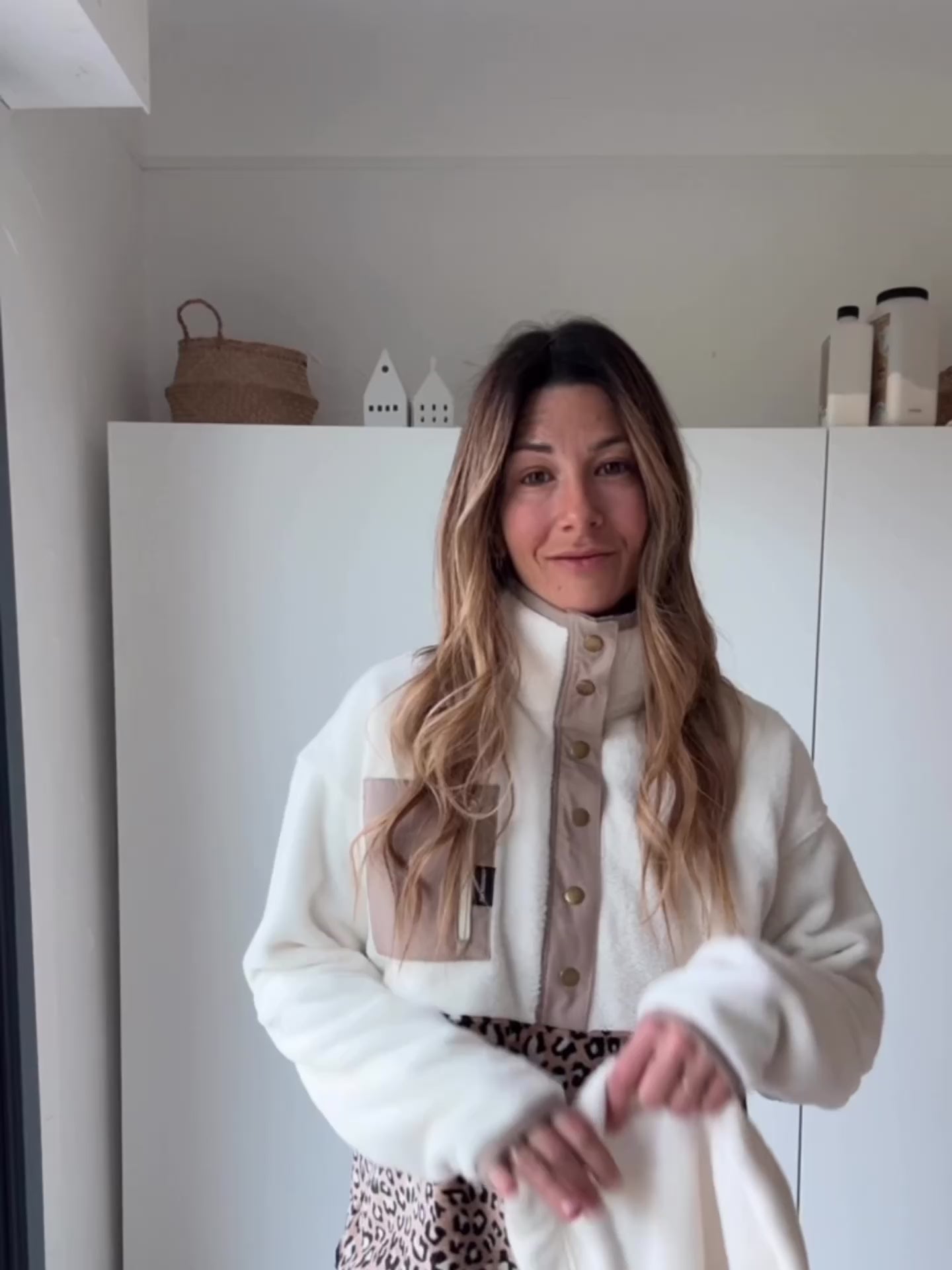 Capuche noir et léopard