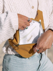 Banane en velours côtelé moutarde / Empty barrel - Les Rideuses