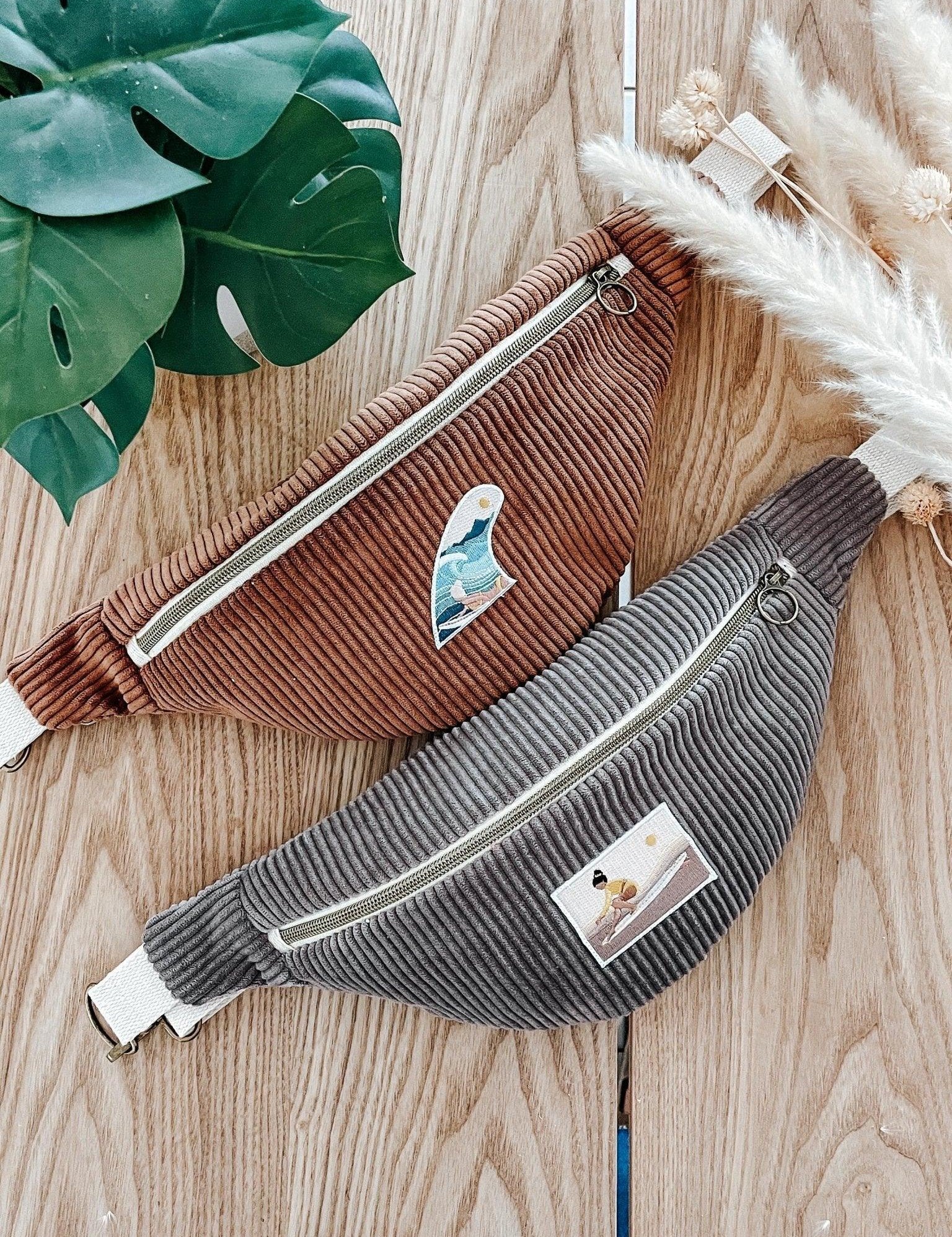  Busy chasing waves - Les Rideuses