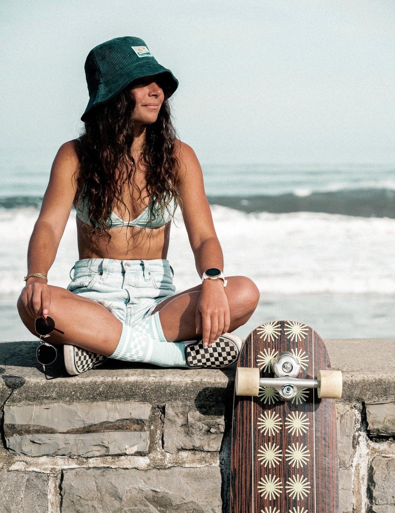 Bob en velours côtelé vert Busy chasing waves - Les Rideuses