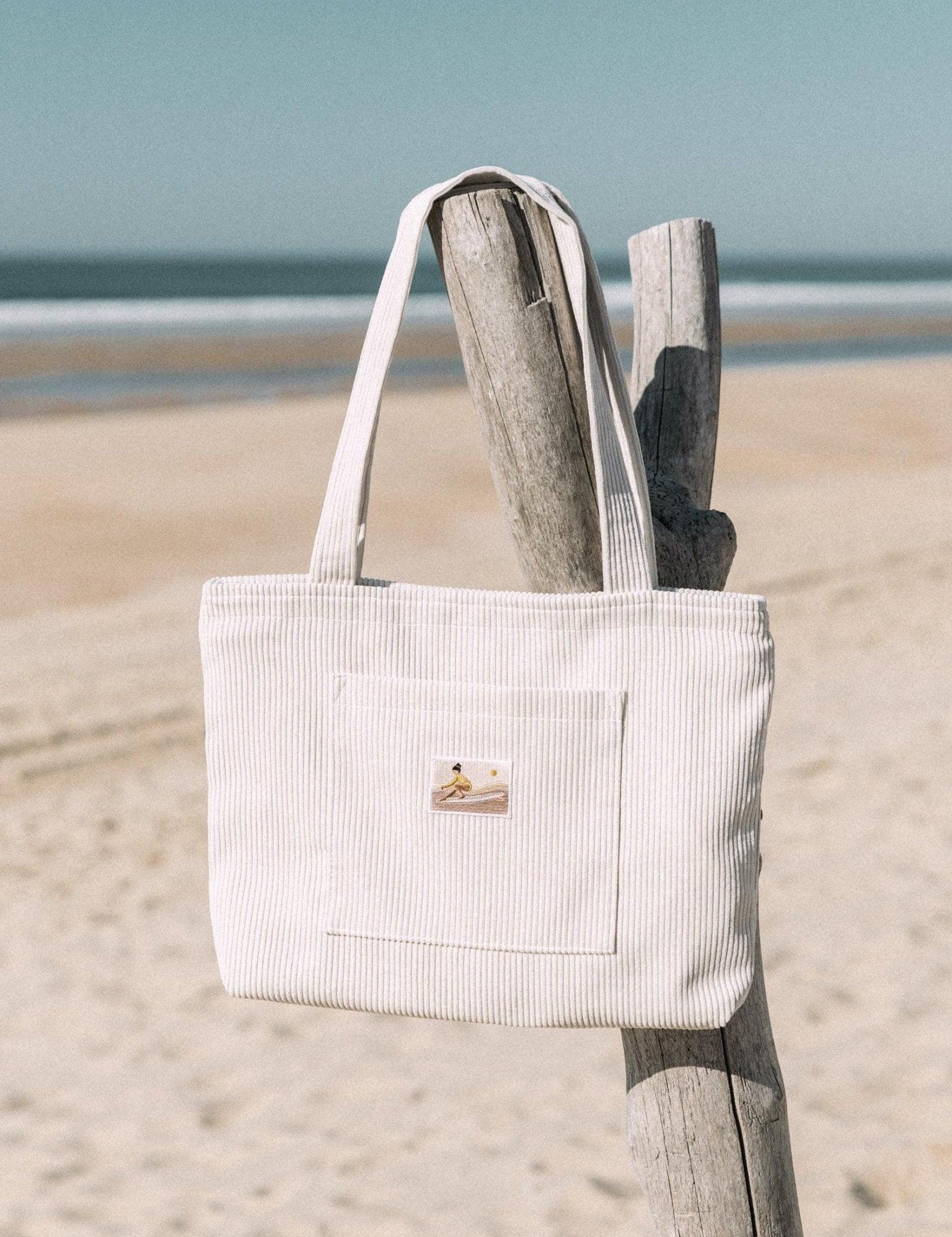  Busy chasing waves brune - Les Rideuses