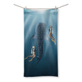 Load image into Gallery viewer, Scuba diving with friends Towel - Les Rideuses
